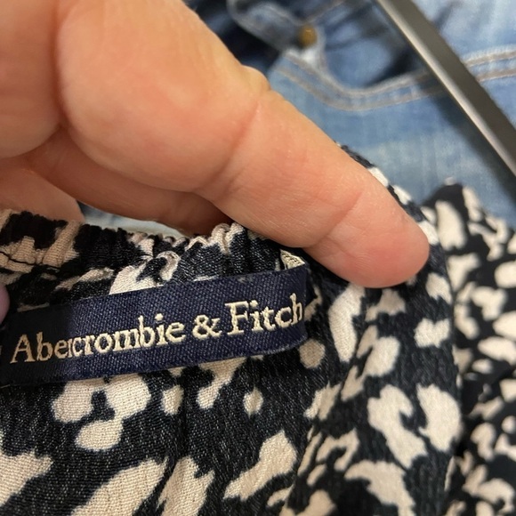 Abercrombie & Fitch strapless black and white patterned pantsuit size xs - Picture 2 of 9